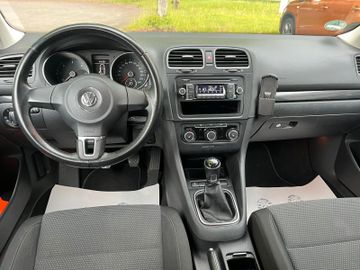 Volkswagen Golf - 8