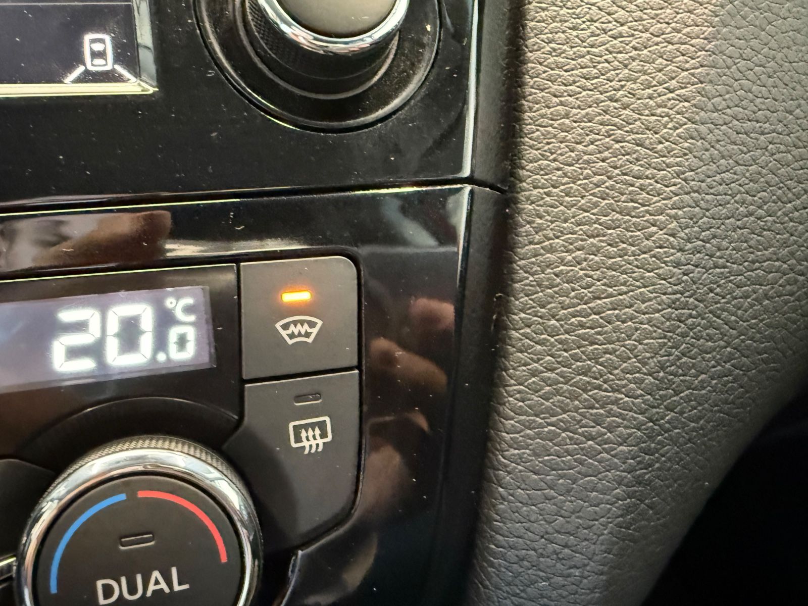 Fahrzeugabbildung Nissan Qashqai Tekna 4x4 - BOSE, 360°, BFS