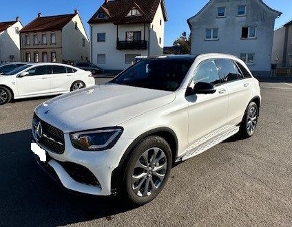 Image of Mercedes-Benz GLC 300