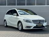 Mercedes-Benz B200 2.Hand/NAVI/PANO/ILS/LEDER/Garantie - gebrauchte Mercedes-Benz B 200 aus dem Jahr 2012