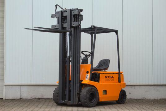 Still R60-25 - Triplex 6,2m - 2500kg - Elektro Stapler