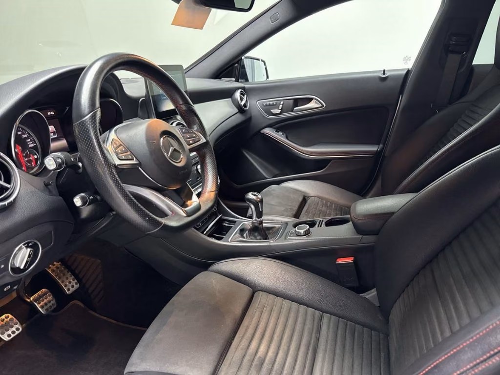 Mercedes-Benz CLA 250 NightPaket AMG-Line Magno Lack