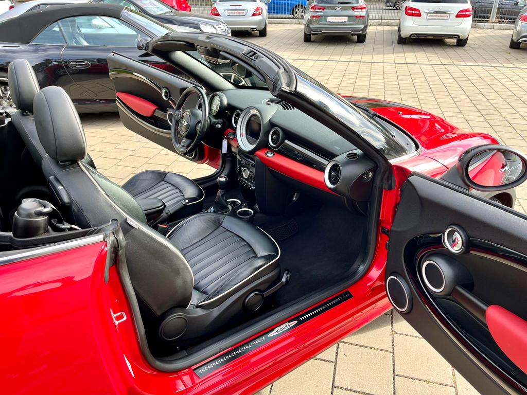 MINI John Cooper Works Roadster