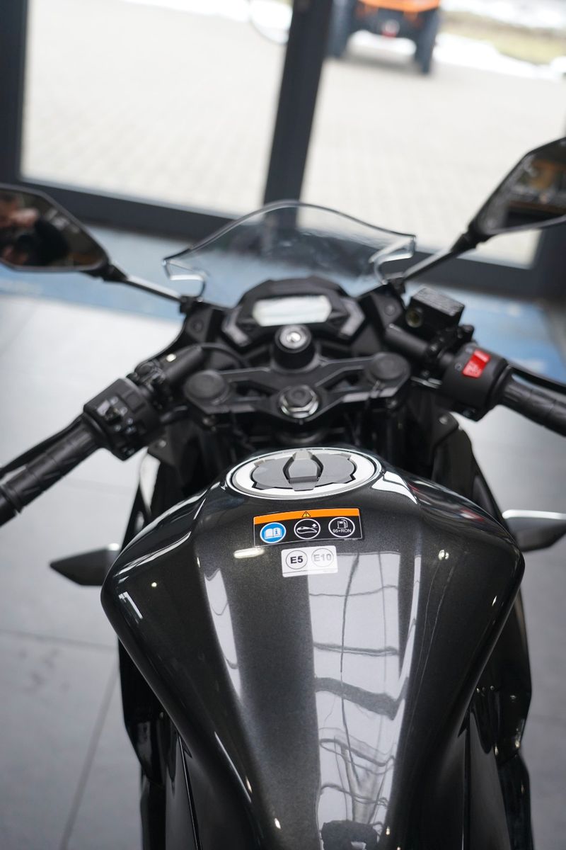 Fahrzeugabbildung Kawasaki NINJA 125