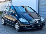 Mercedes-Benz A 160 Avantgarde*TÜV neu*Navi*Temp.*SHZ.*Klima - Mercedes-Benz A 160: Kleinbus