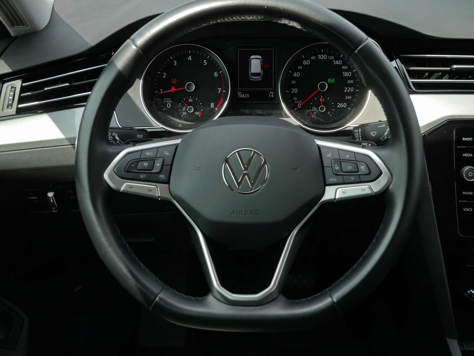 Volkswagen Passat Variant - Bild 9
