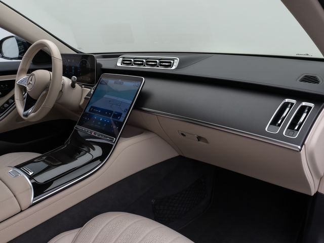 Foto Nummer 23: MERCEDES-BENZ S 400