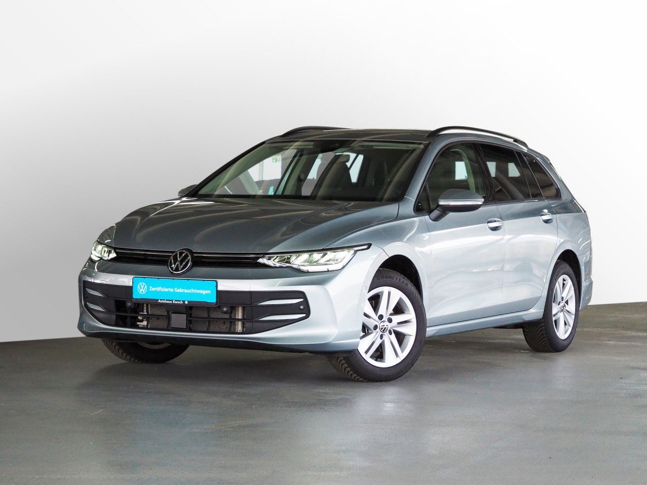 Volkswagen Golf VIII Variant 1.5 eTSI DSG Life STANDH. MEH foto 3