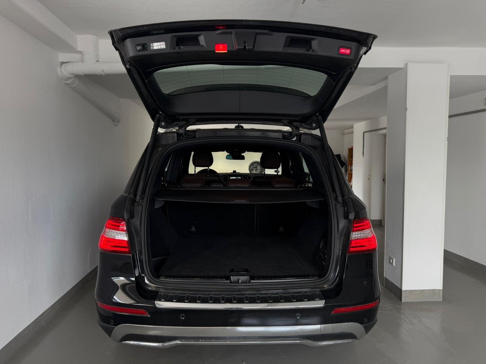 Mercedes-Benz ML 350 CDI BlueTec 4MATIC GSD Leder Navi STHZ