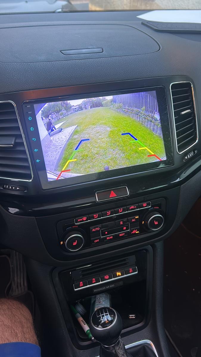 Seat Alhambra 2011 — interior