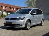 Volkswagen Touran Cup DSG HU NEU SCHECKHEFT VOLL 8xBereift - VW Touran Gebrauchtwagen in Essen