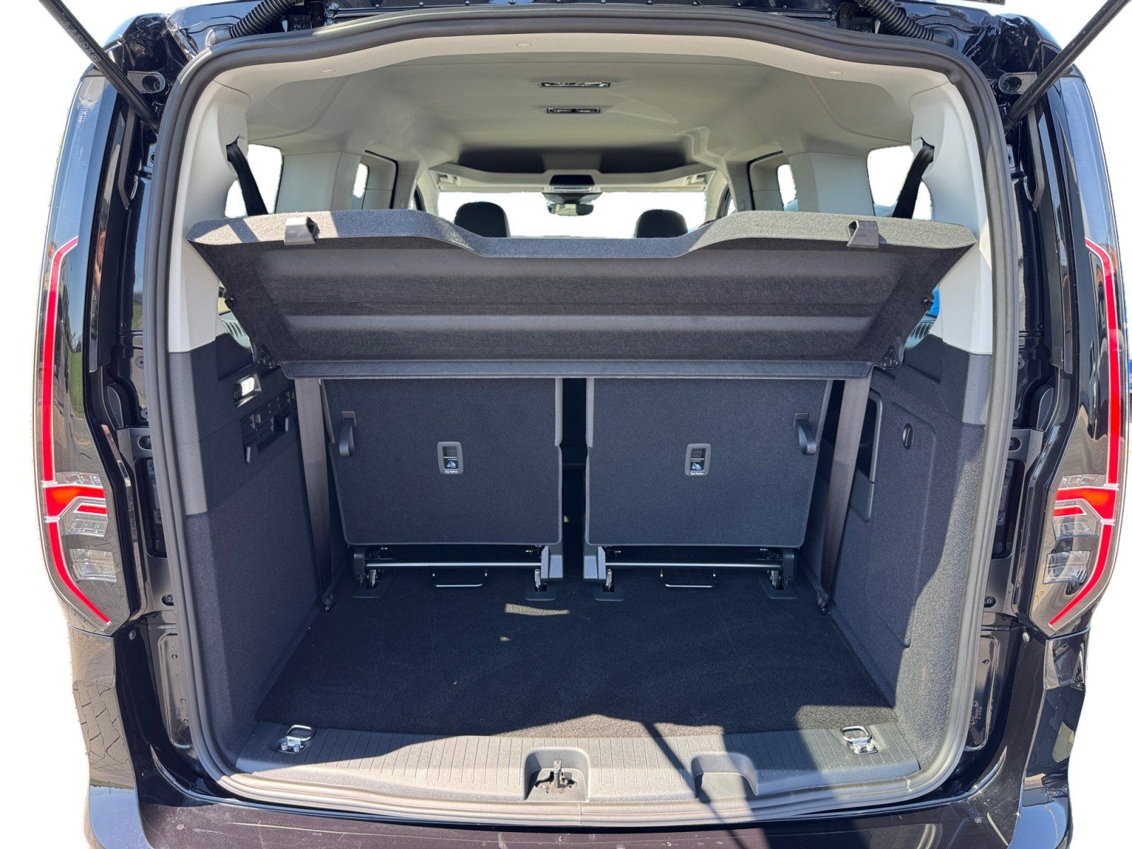 Volkswagen Caddy Maxi - Bild 7