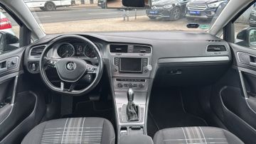 Volkswagen Golf - 12