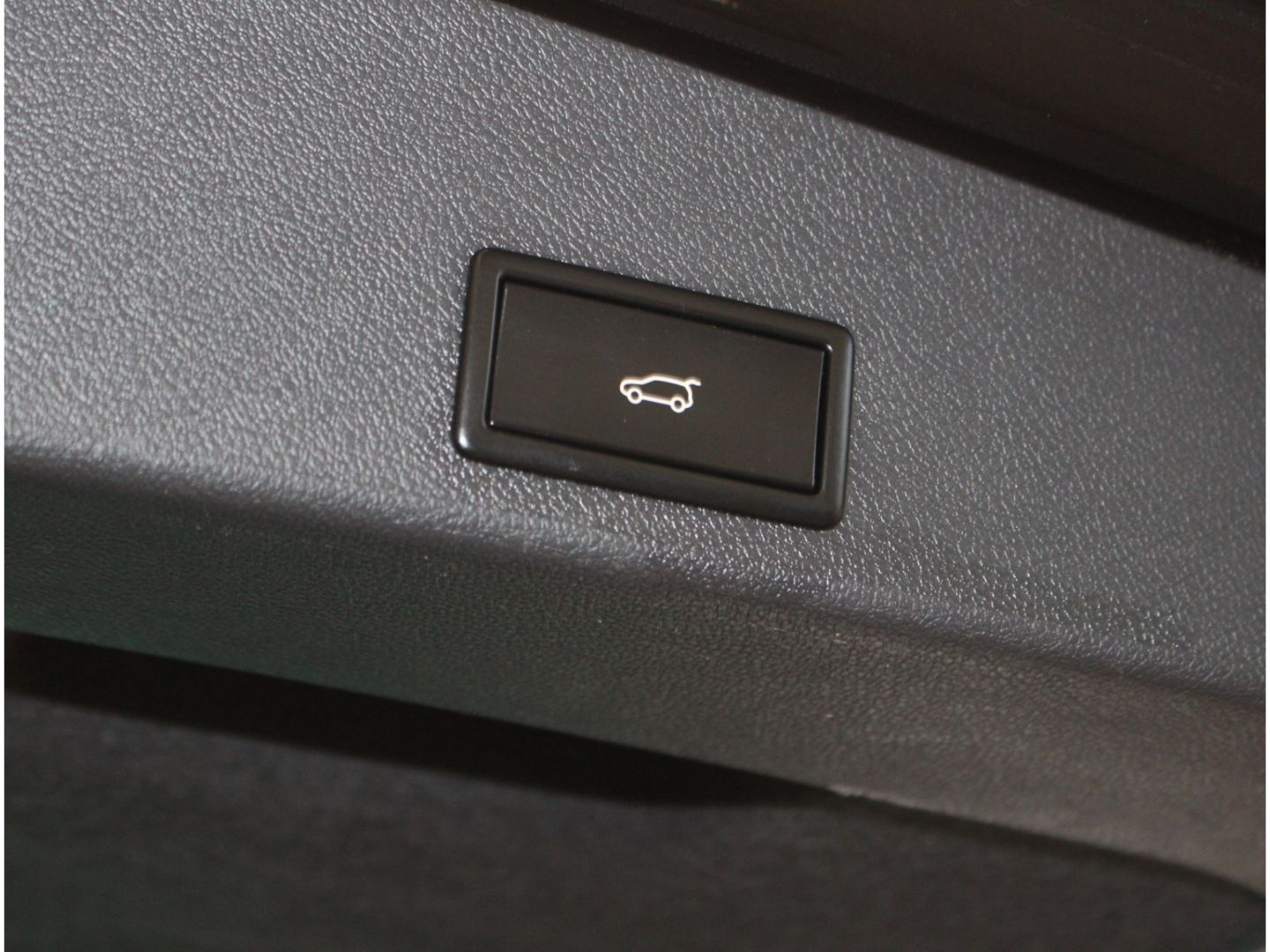 Fahrzeugabbildung Volkswagen Touareg 3.0 TDI V6 TDI DPF 2. Hand*Standhzg*VOLL