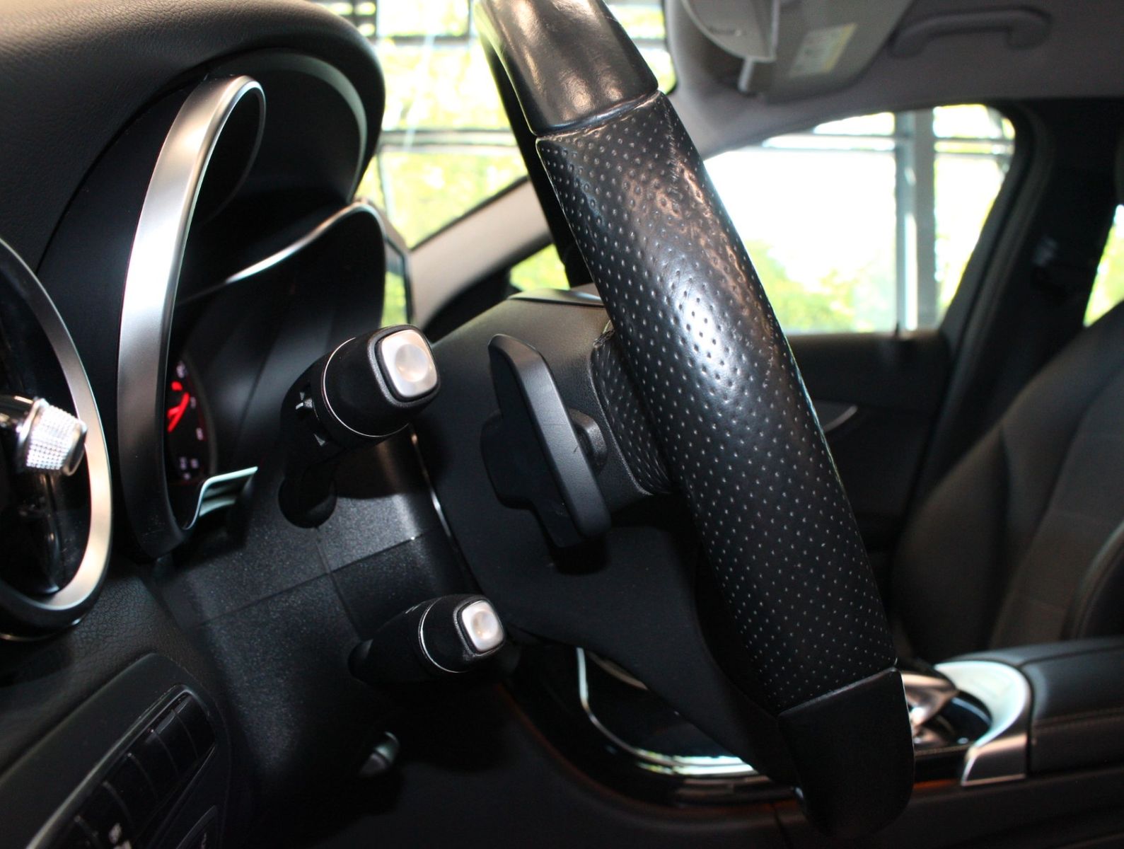 Fahrzeugabbildung Mercedes-Benz C 180 T AVANTGARDE*2.Hand*