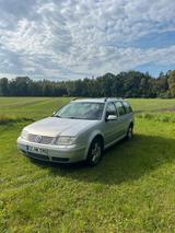 Volkswagen VW Bora 1,9tdi - Volkswagen Bora mit Diesel-Antrieb: Kombi, 1.9