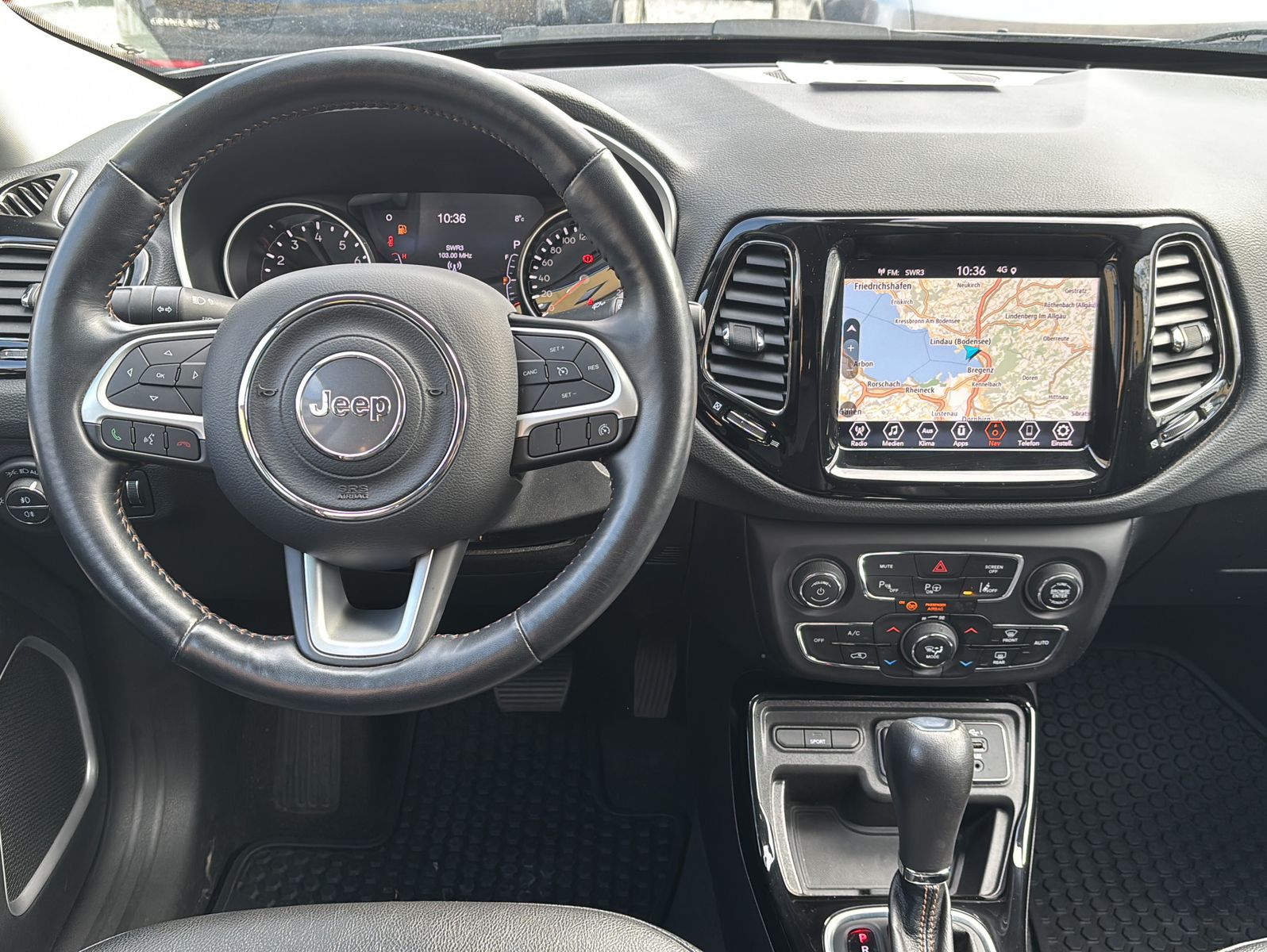 Fahrzeugabbildung Jeep Compass Limited FWD