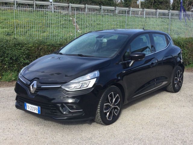 Renault Clio dCi 8V 90 CV 5 porte Moschino Inten