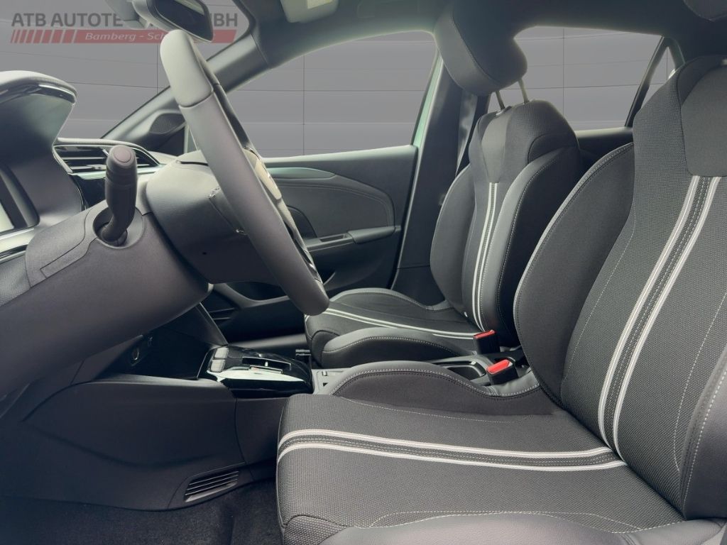 Fahrzeugabbildung Opel Corsa YES, SHZ, LHZ, PDC, Allwetter, CarPlay/And