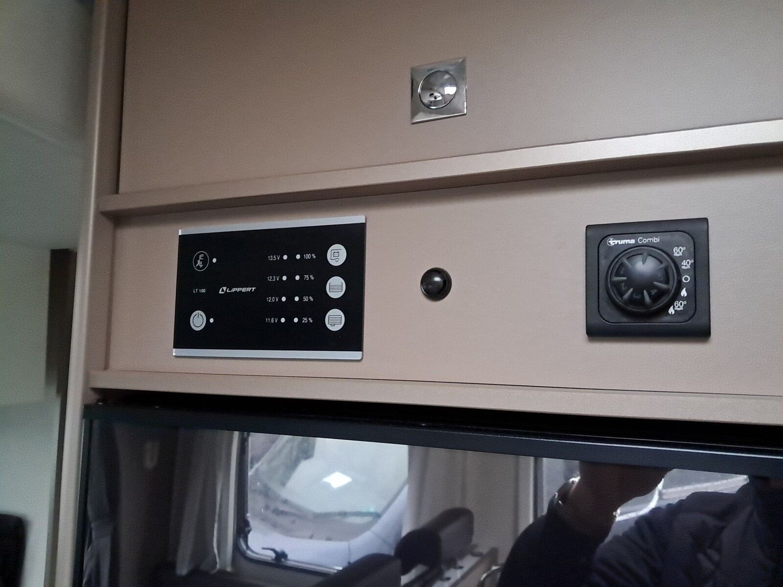 Fahrzeugabbildung Etrusco T 7400 SB Luftfederung,Markise,SAT+TV