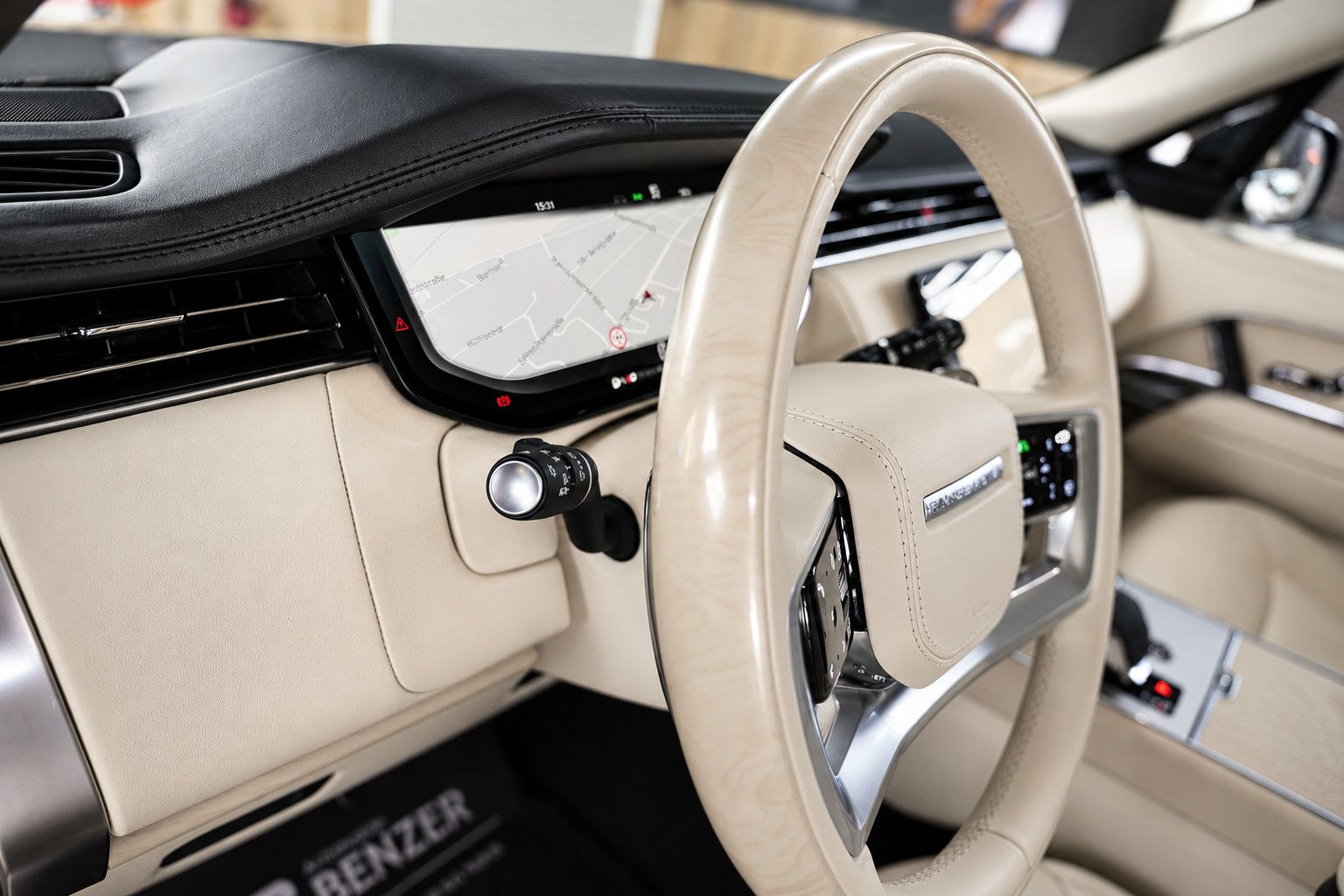 Fahrzeugabbildung Land Rover Range Rover P530 Autobiography *FondTV*Meridian*