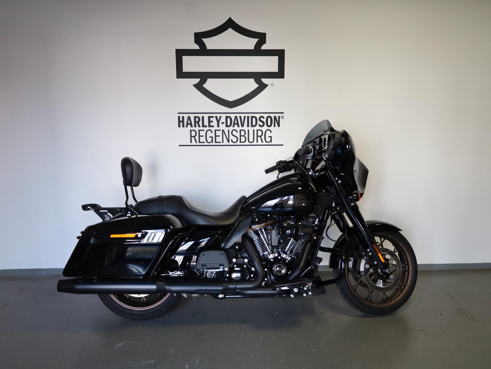 Harley-Davidson FLHXST Street Glide ST