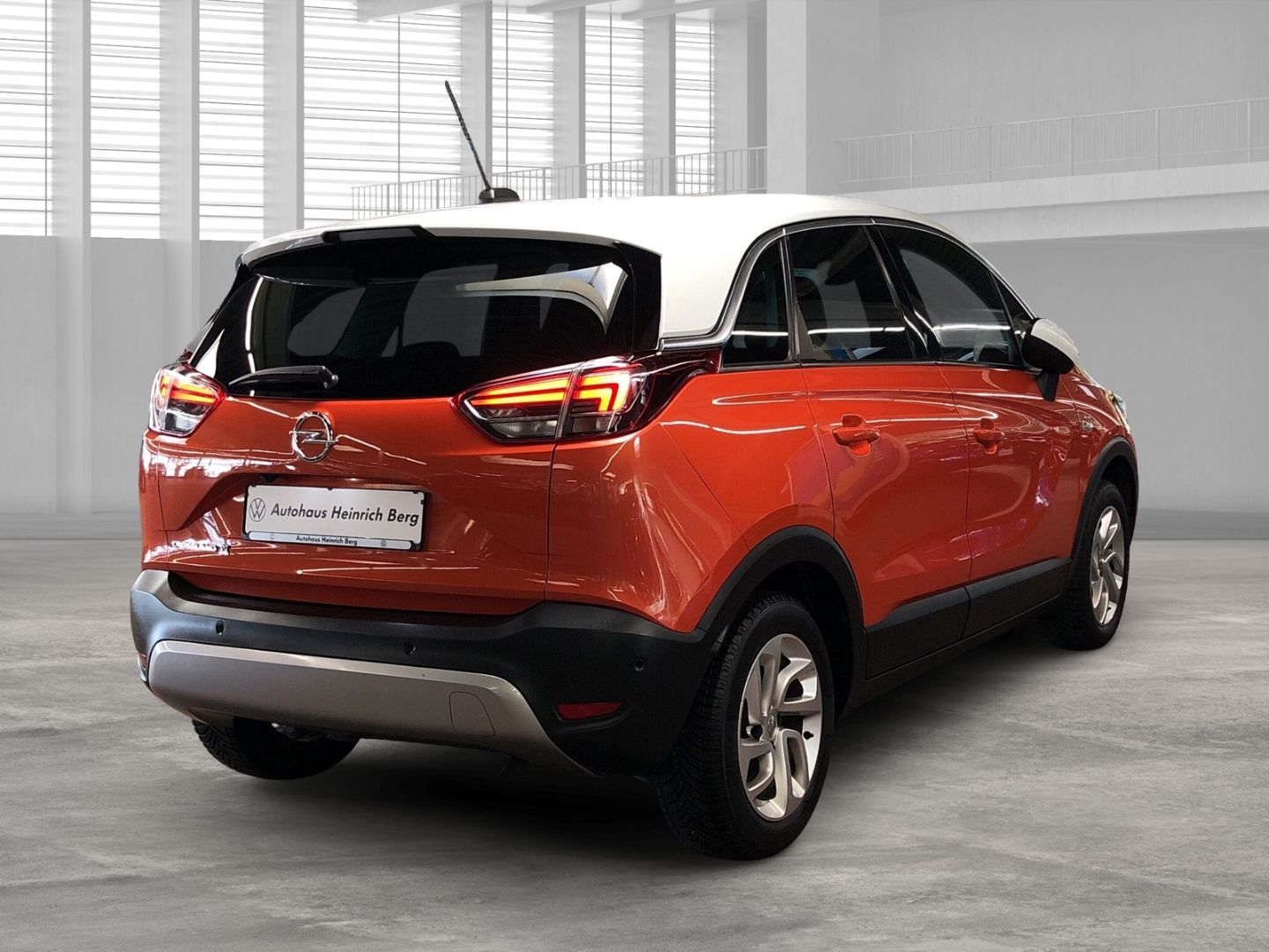 Fahrzeugabbildung Opel Crossland INNOVATION S 1.2 Turbo Navi LED Apple