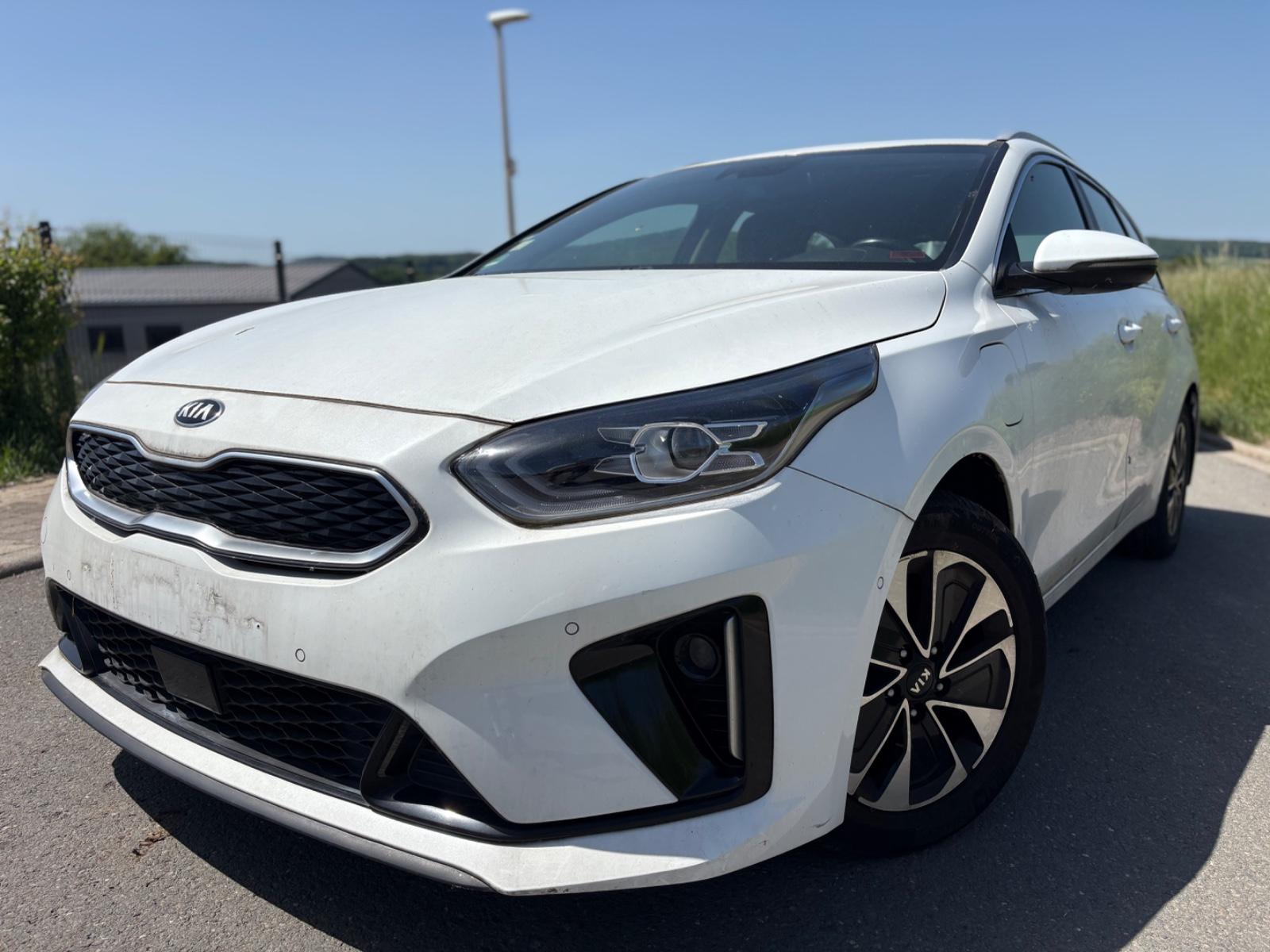 Kia cee'd / Ceed 1.6 GDI Plug-In Hybrid Platinum Edi