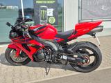 Honda SC 57 CBR Fireblade 1000rr, KEINE RENNSTRECKE - HONDA CBR 1000 RR SC57