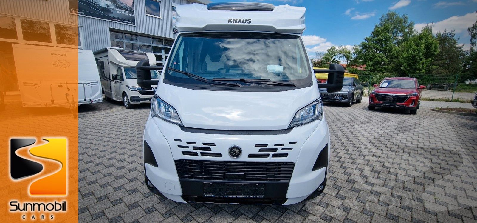 Fahrzeugabbildung Knaus Live Wave 650 MF Platinum Selection 180 PS Auto
