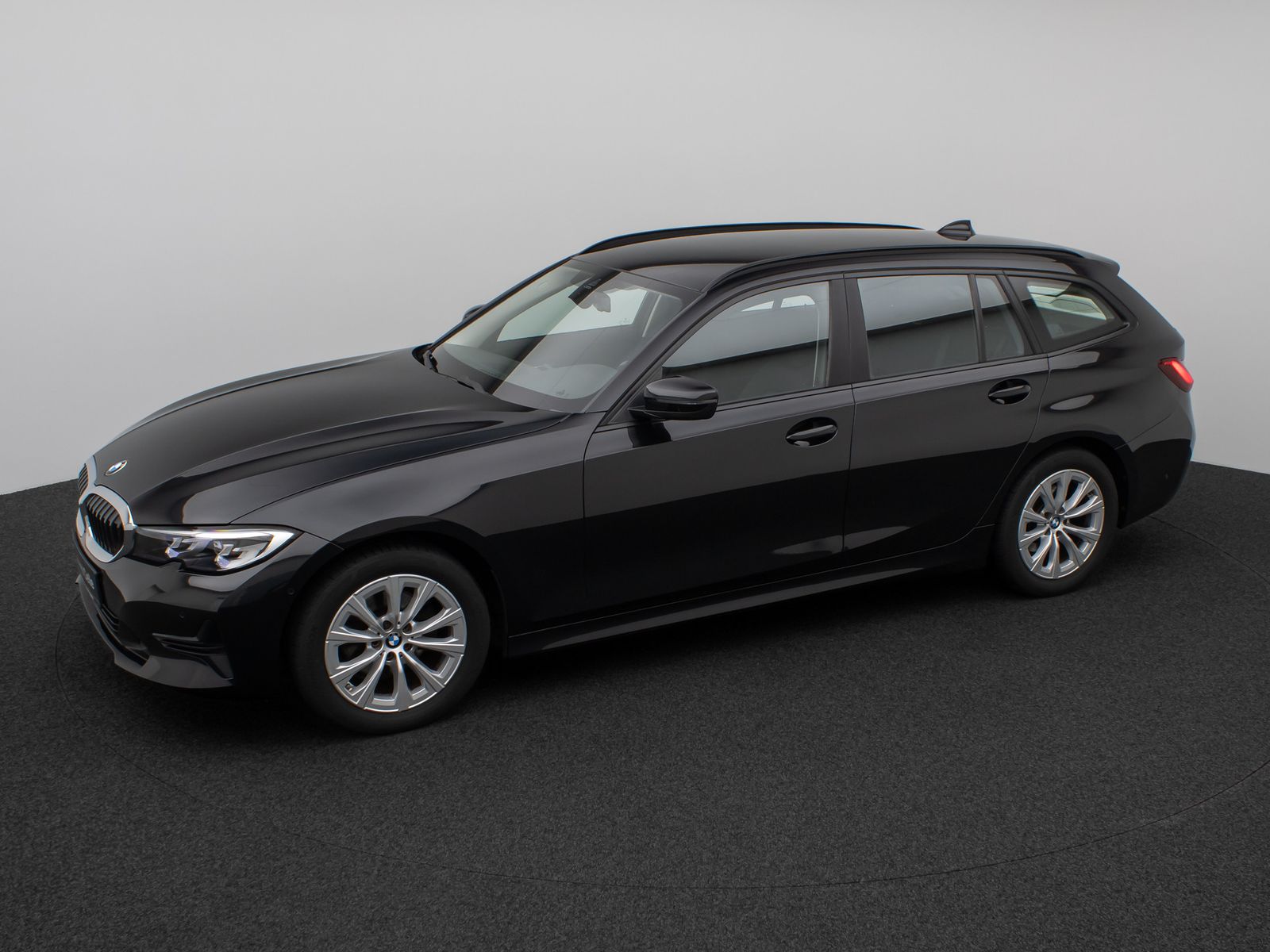Fahrzeugabbildung BMW 320d Kamera DAB HiFi Komfort Alarm Standheizung