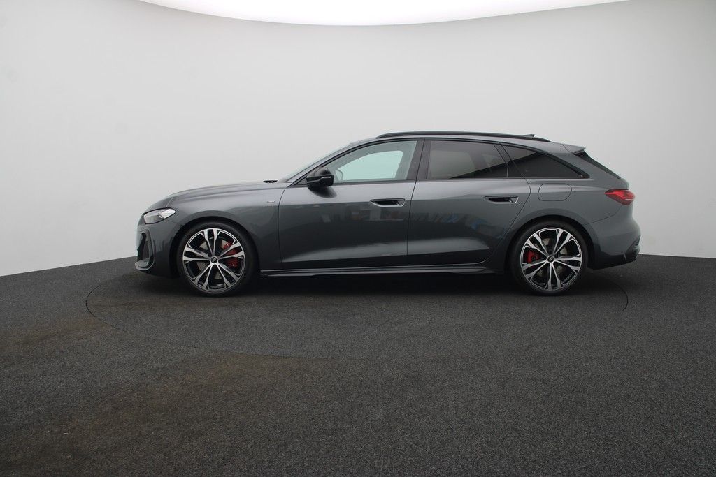 Audi A5 Avant TFSI e-hybrid quattro 270 kW S tronic P imagem 2