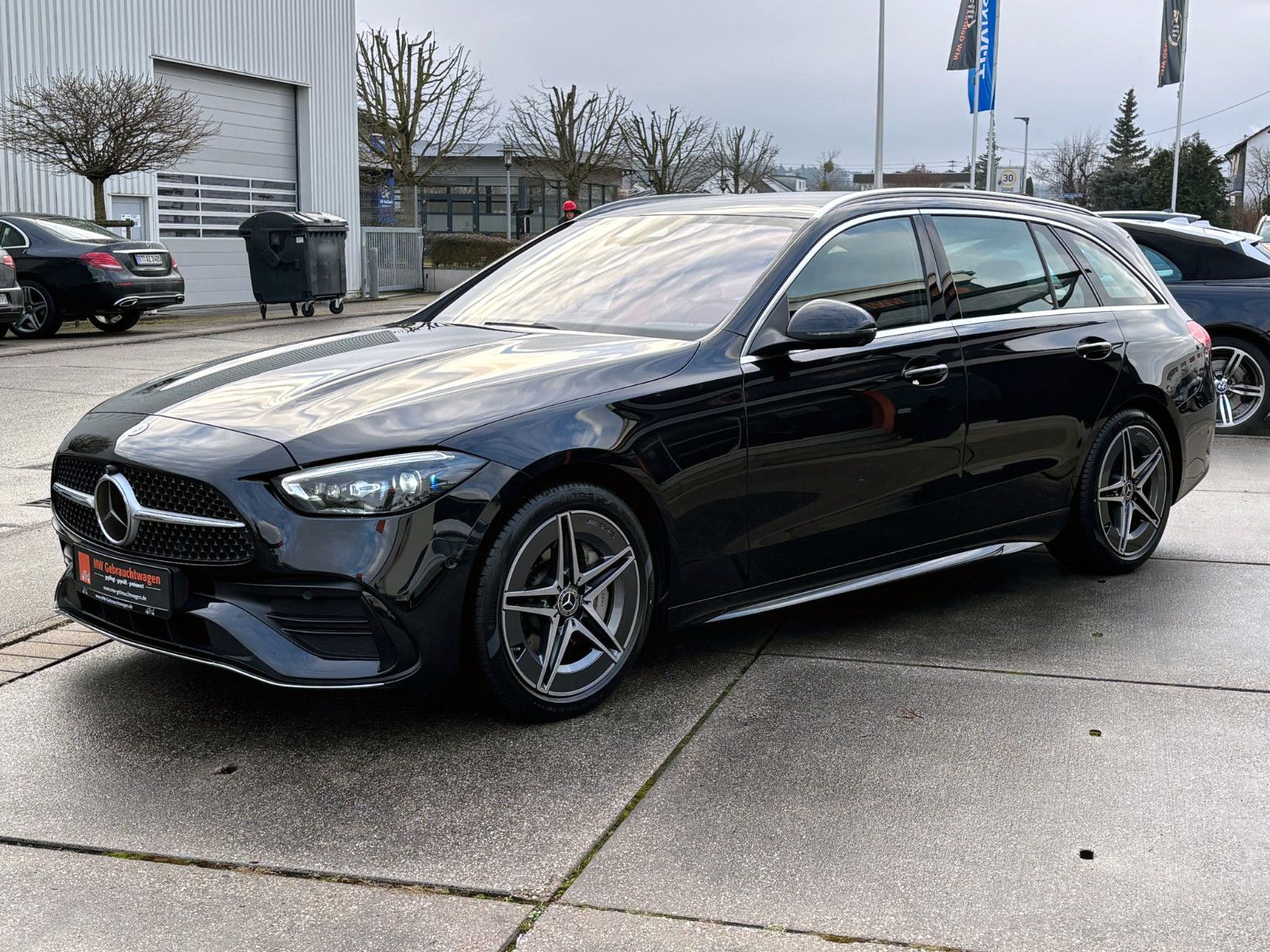 Fahrzeugabbildung Mercedes-Benz C220d T-Modell AMG-Line 360° ACC PANO HUD LED BT