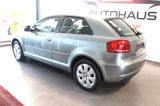 Audi A3 1.6 Attraction 1,6 102 PS - Audi A3 mit Benzin-Antrieb: Limousine, Klimaautomatik, 1.6