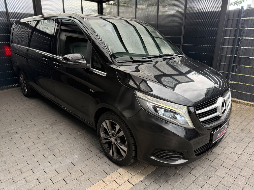 Image of Mercedes-Benz V 220