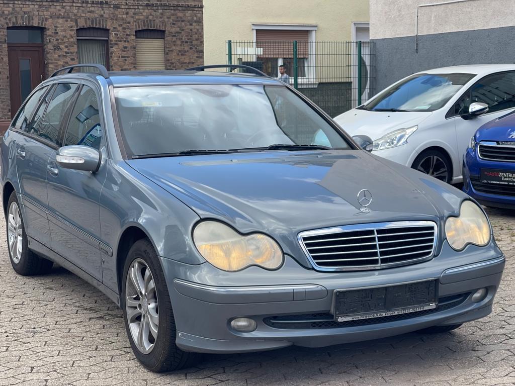 Mercedes-Benz C 220