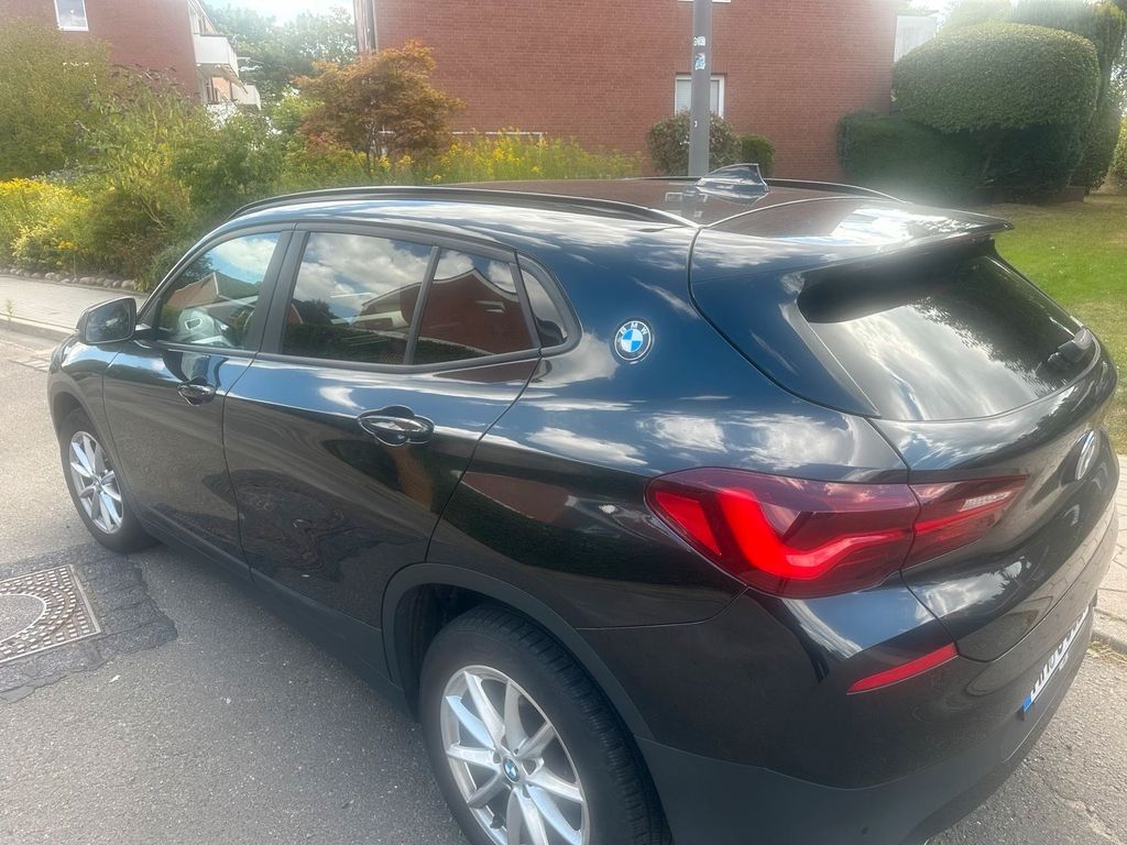 Image of BMW X2