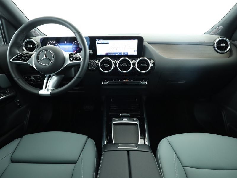 Fahrzeugabbildung Mercedes-Benz GLA 180 Progressive*Kamera*LED*Sportsitz*CarPlay