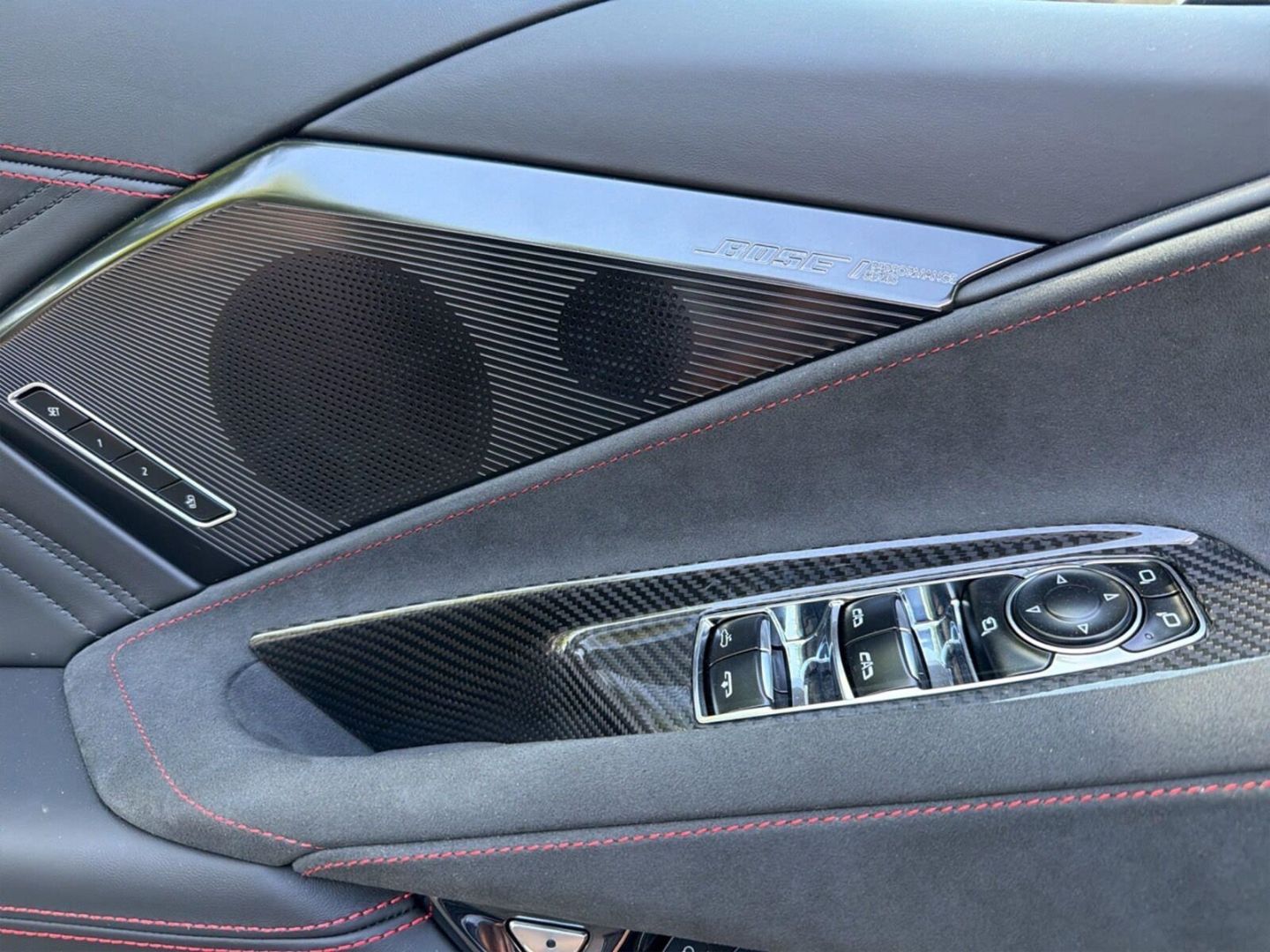Fahrzeugabbildung Corvette C8 E-Ray Convertible 3LZ -EU-Modell