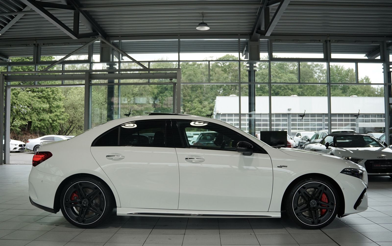 Mercedes Benz A 35 Amg