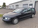 Volvo V70 2.4 T Rostfrei Werkstattgepflegt 2Hand AHK - Volvo V70 aus 2000