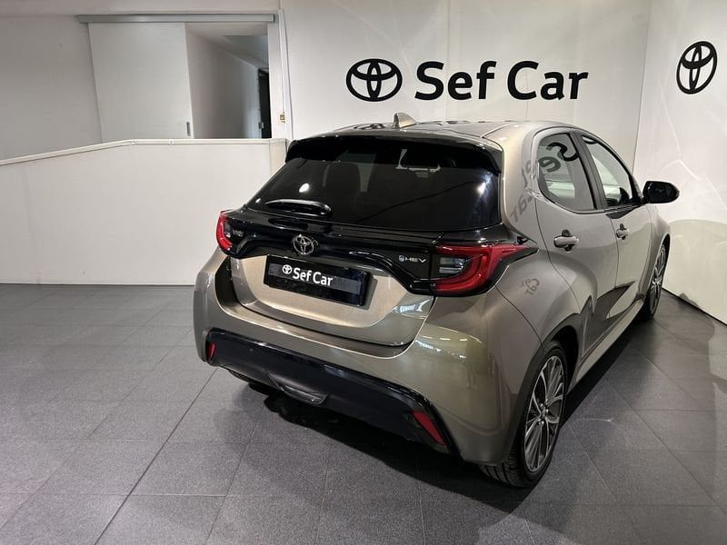 Toyota Yaris Hybrid 130 Lounge imagem 3