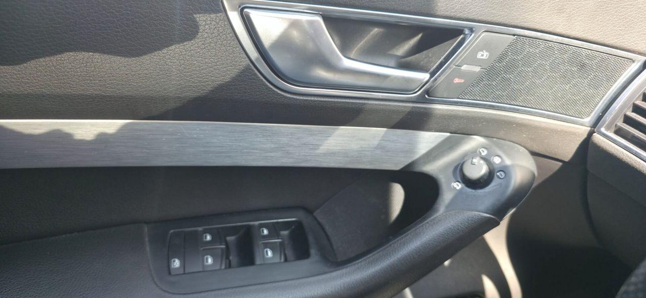 Audi Quattro 2009 — photo 15
