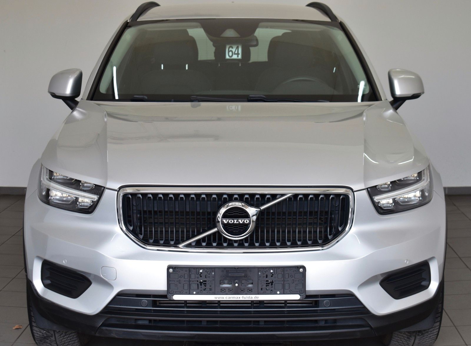 Fahrzeugabbildung Volvo XC40 Business Line & Rear Park Assist,Navi,LED