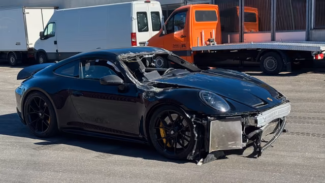 Porsche 992 GT3 mit Touring Paket