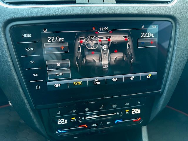 Octavia Combi RS PANO;NAV;BFS;CARPLAY