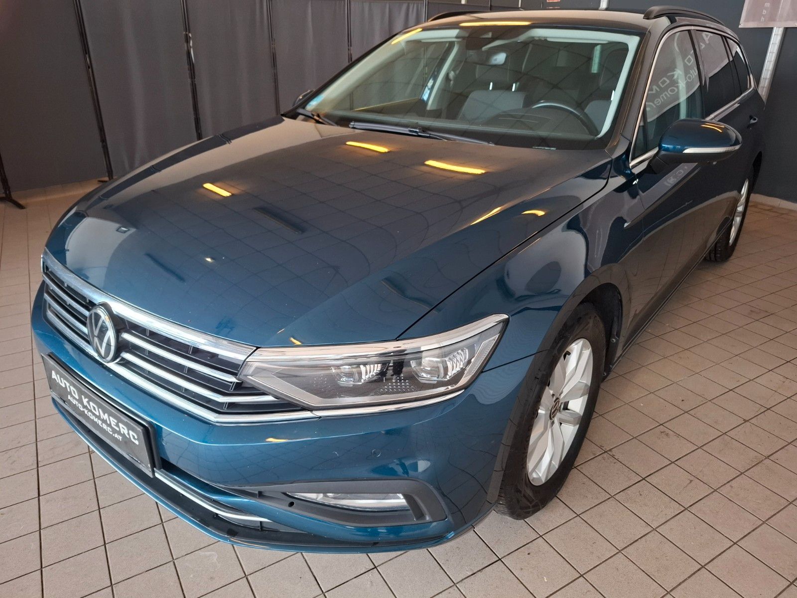 Volkswagen Passat Variant 2.0 TDI SCR DSG Elegance Variant imagem 2