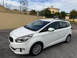 Kia Carens 1.7 CRDi 115 CV Class - weiße Kia Carens