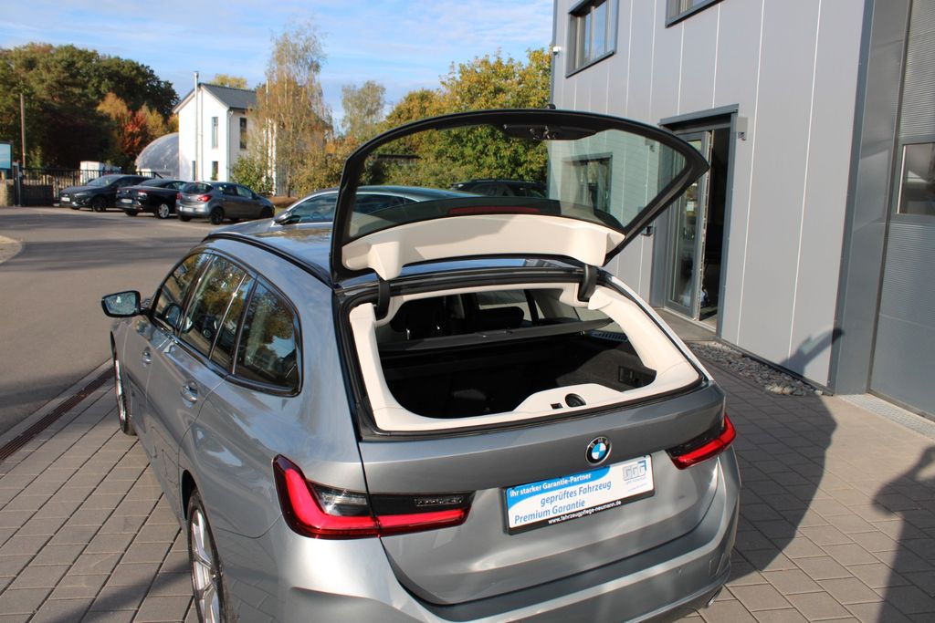 BMW 320 d xDrive Touring NAVI SHZ LED PDC AUT LIVE