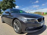 BMW 520D Limousine, Sport Line, Leder, Schiebedach - BMW 520 Gebrauchtwagen in Hamburg
